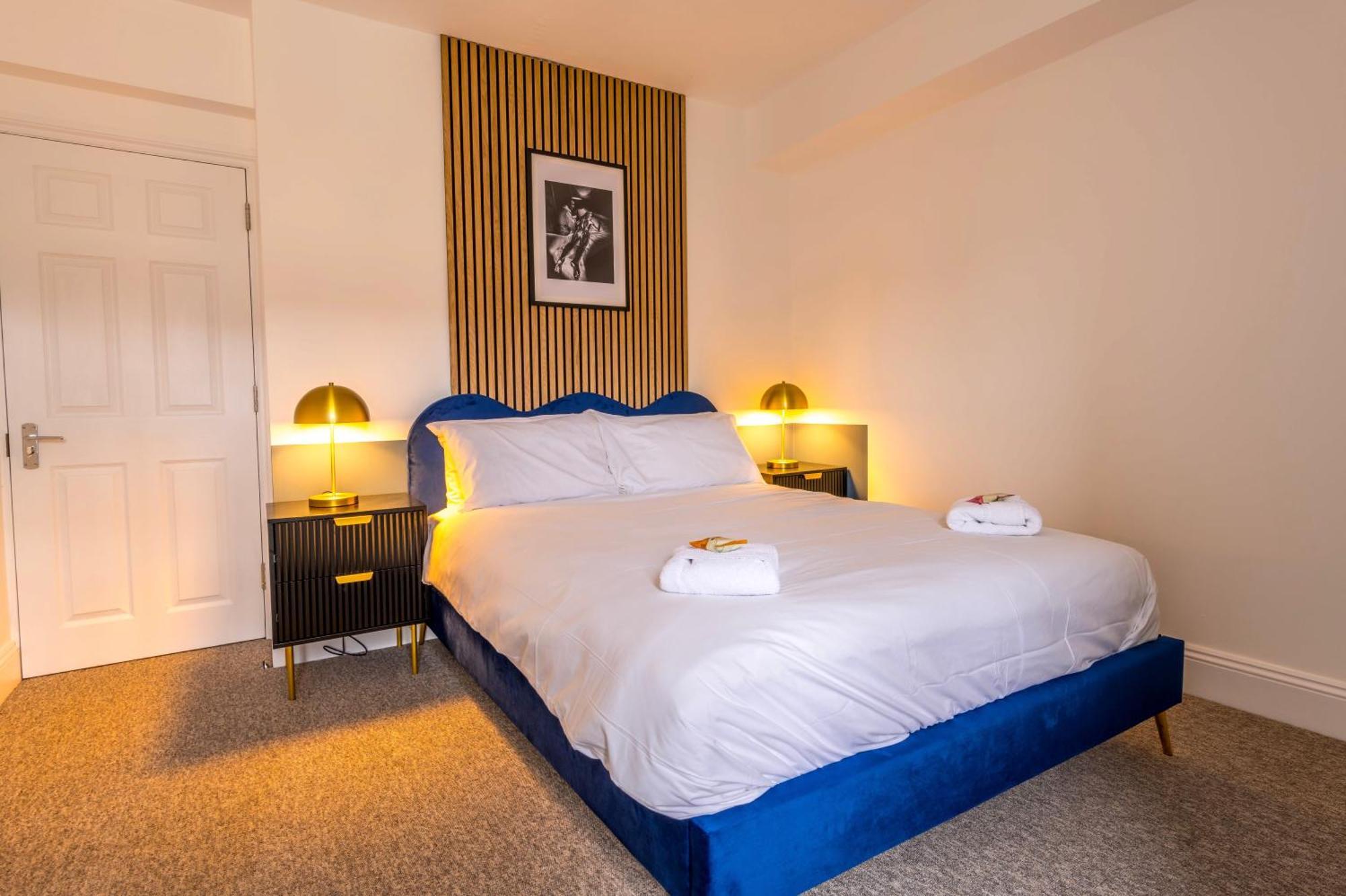Skyfall With Free Parking For Families & Business By Prescott Apartments بريستول المظهر الخارجي الصورة
