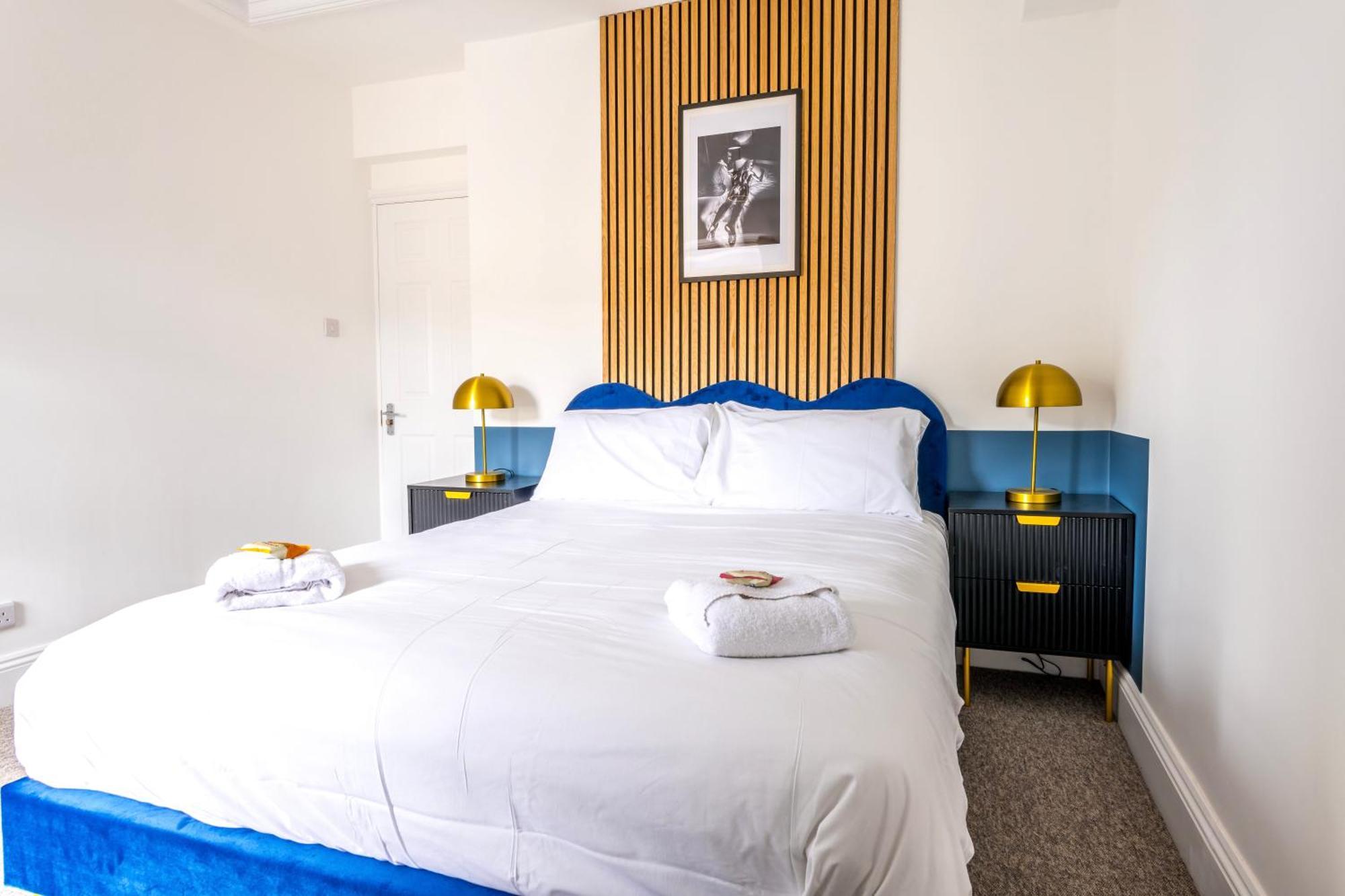 Skyfall With Free Parking For Families & Business By Prescott Apartments بريستول المظهر الخارجي الصورة
