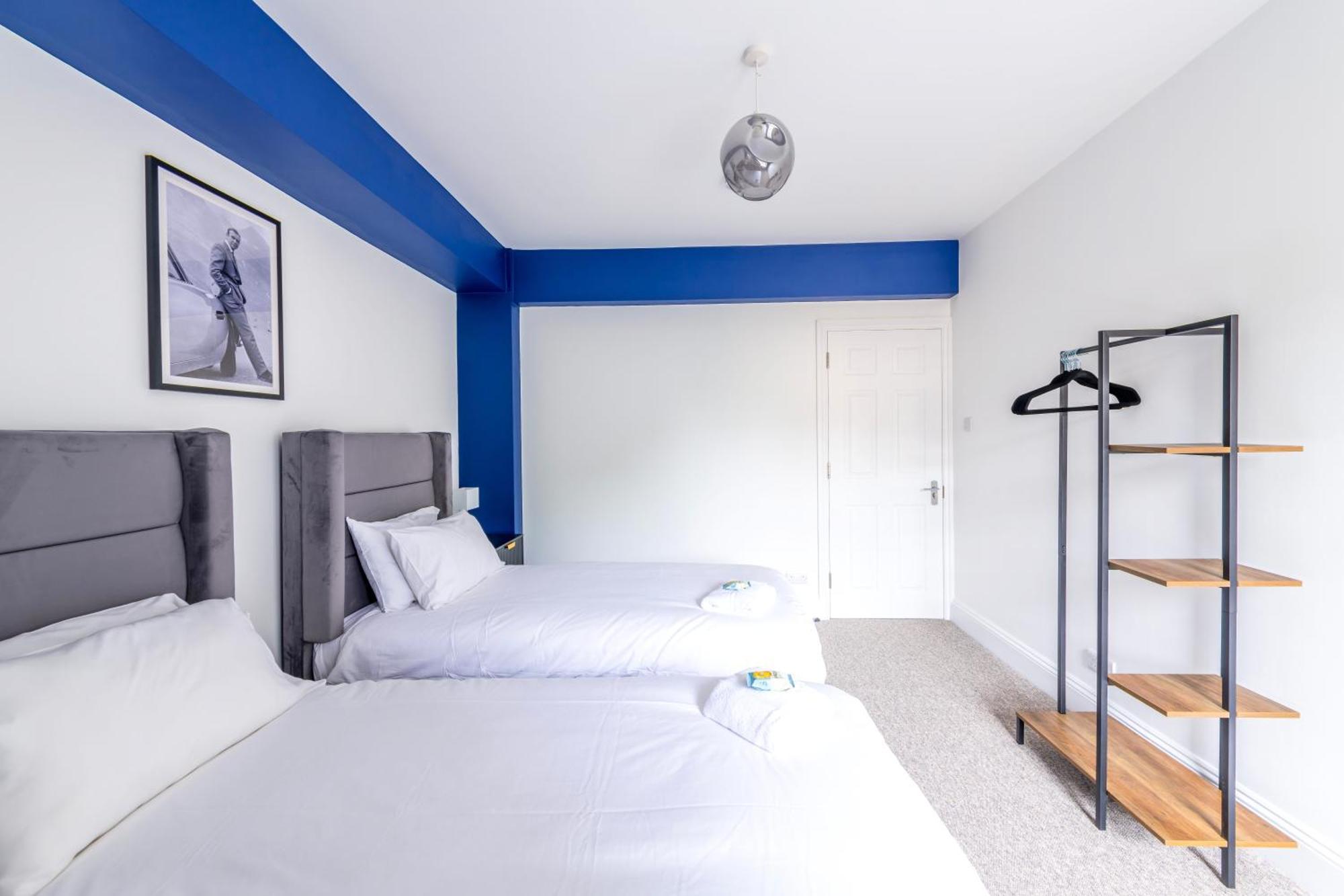 Skyfall With Free Parking For Families & Business By Prescott Apartments بريستول المظهر الخارجي الصورة